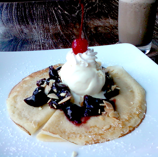 チョコレートカフェのクレープ